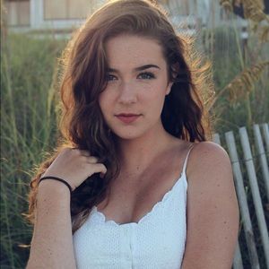 Meet your Posher, Abby